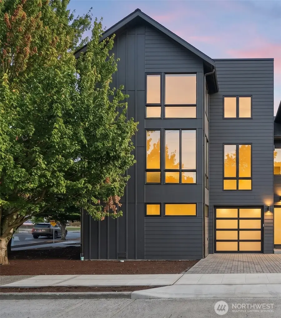 5301 49th Avenue Sw, Seattle, WA 98136 - #2