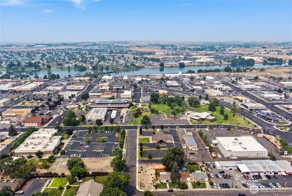 402 E Walnut Avenue #9, Moses Lake, WA 98837