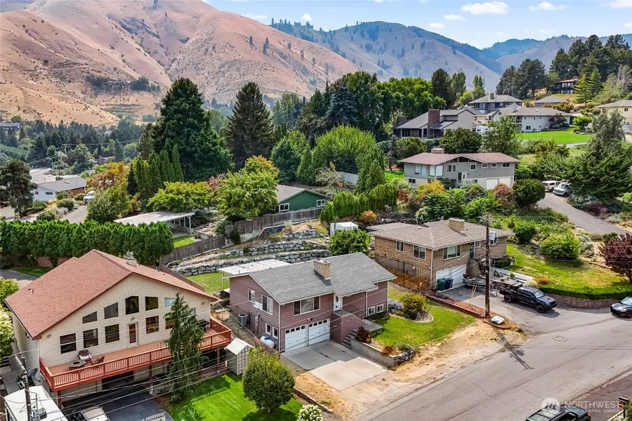 2315 Lester Street, Wenatchee, WA 98801 - #2