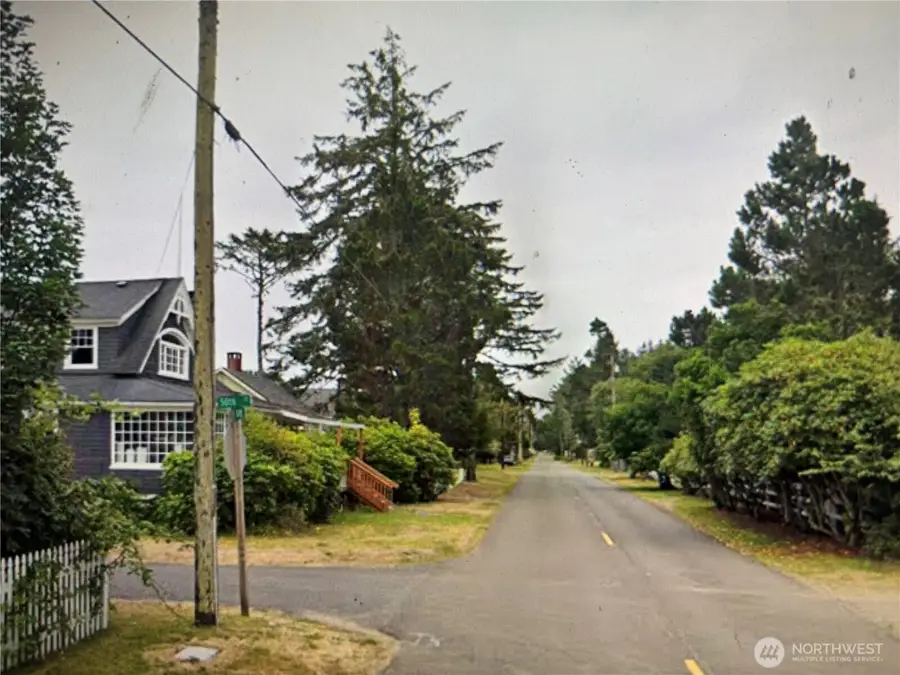 995 50th Lane #3, Seaview, WA 98644 - #2