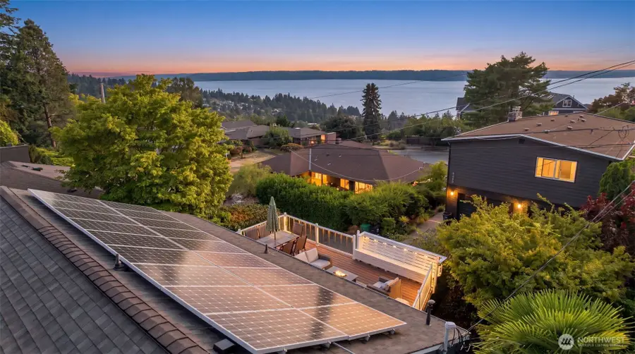 8451 40th Avenue Sw, Seattle, WA 98136 - #2