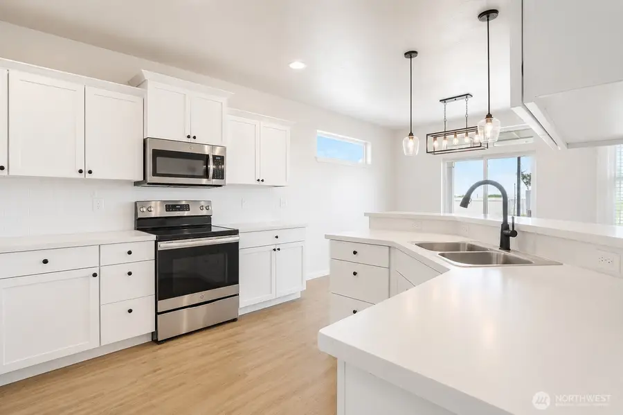 1344 E Nen Drive, Moses Lake, WA 98837 - #3