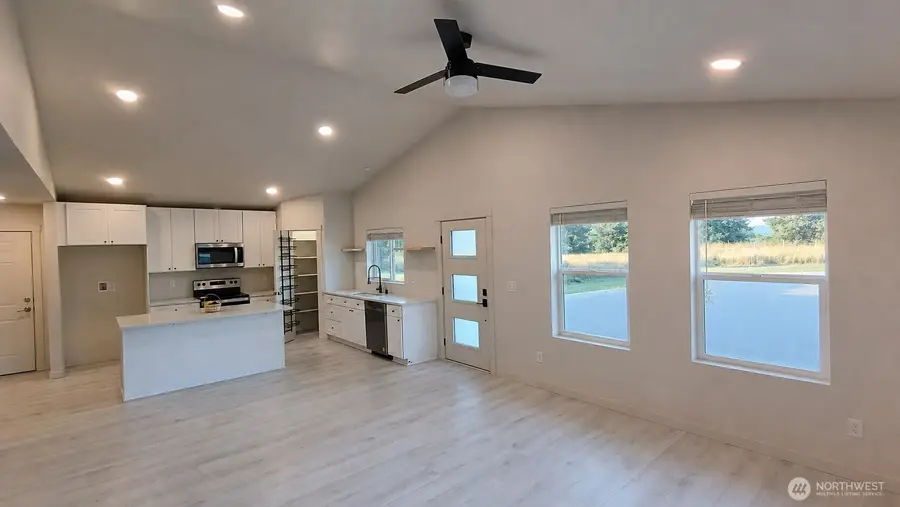 3004 Orange Court, Winlock, WA 98596 - #2