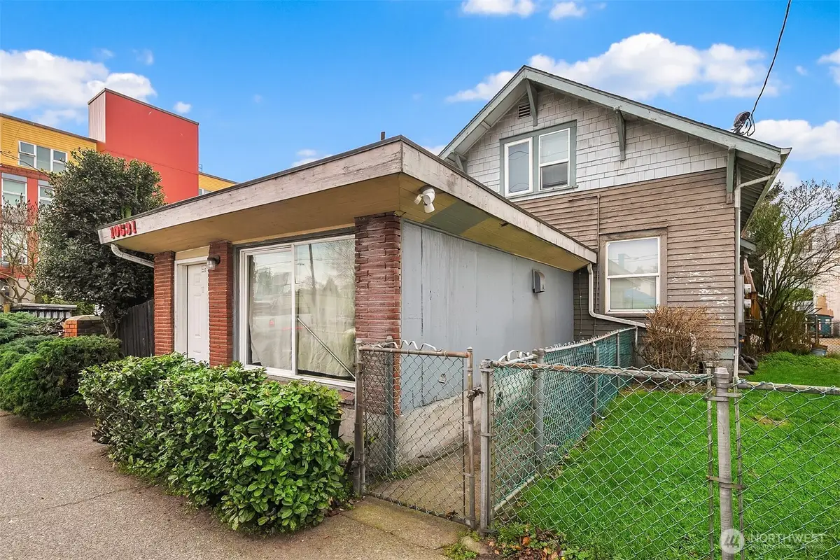 10531 Aurora Avenue N #5,6,7 and 8, Seattle, WA 98133 - #1