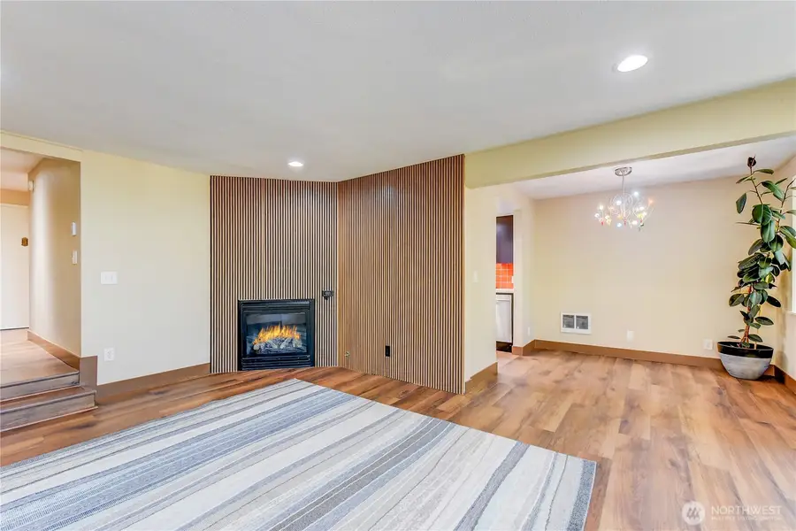 5038 California Avenue Sw #1, Seattle, WA 98136 - #3