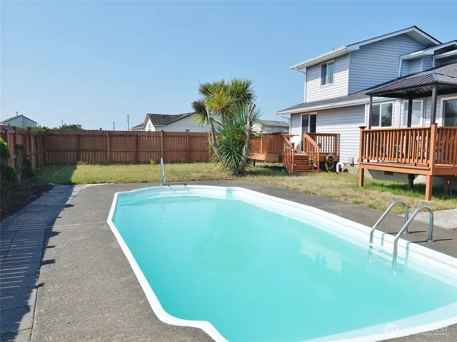 1102 Fairwood Drive Sw, Ocean Shores, WA 98569 - #2