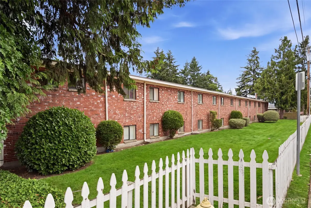 30853 14th Avenue S, Federal Way, WA 98003 - #1