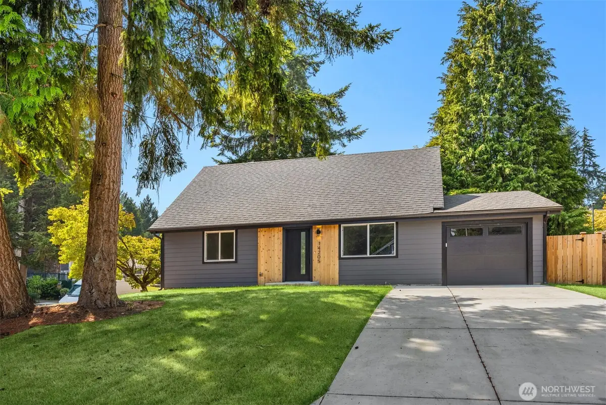 14205 77th Avenue Ne, Kirkland, WA 98034 - #1