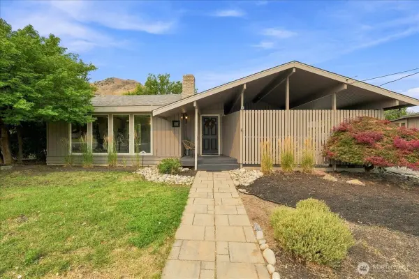 12 N Western Avenue, Wenatchee, WA 98801