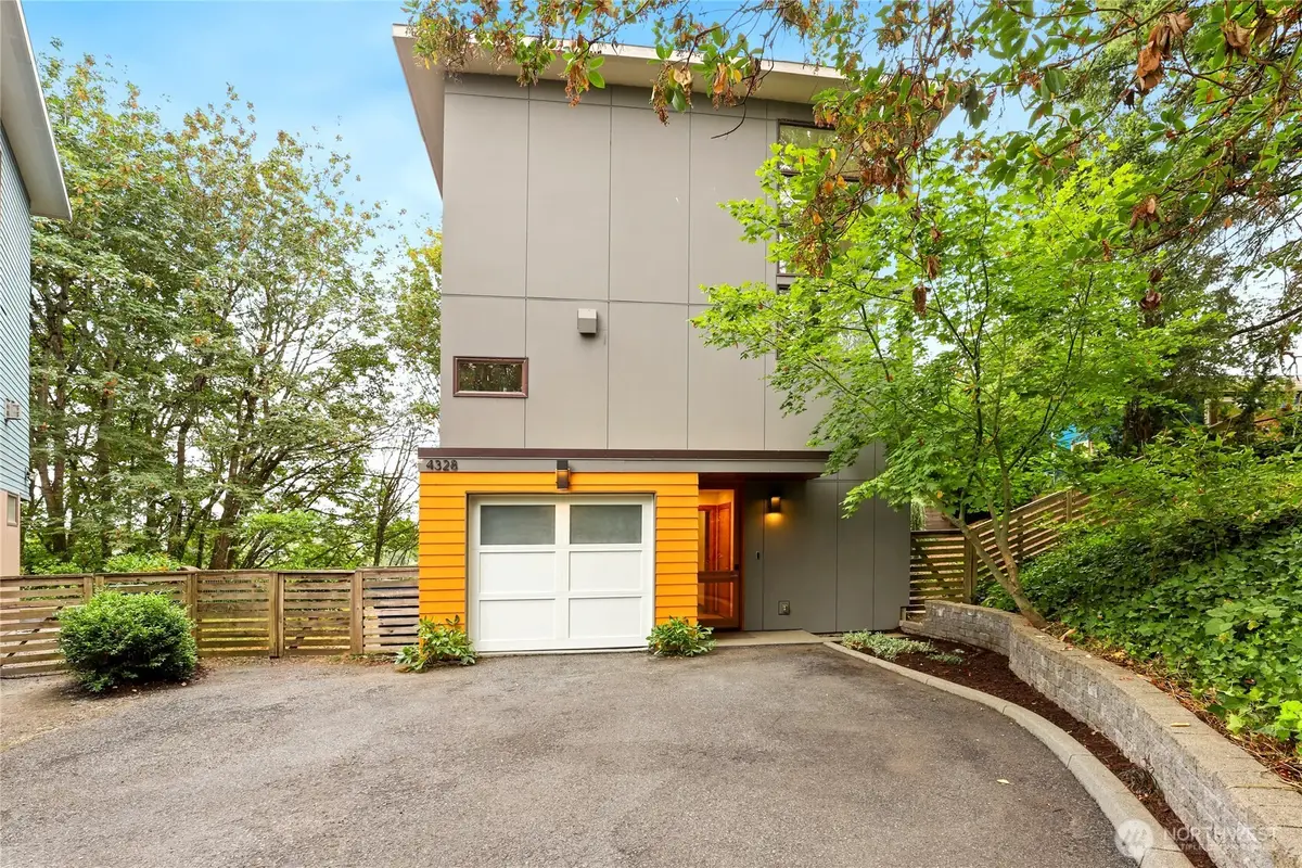 4328 S Bennett Street, Seattle, WA 98118 - #1