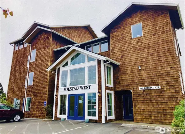 205 Bolstad Avenue #303, Long Beach, WA 98731