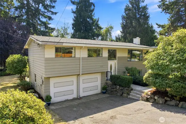 10634 32nd Avenue Sw, Seattle, WA 98146