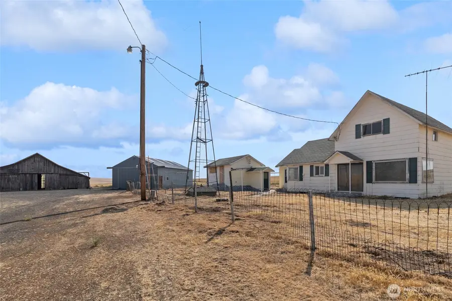 11993 Stone Road N, Harrington, WA 99134 - #3