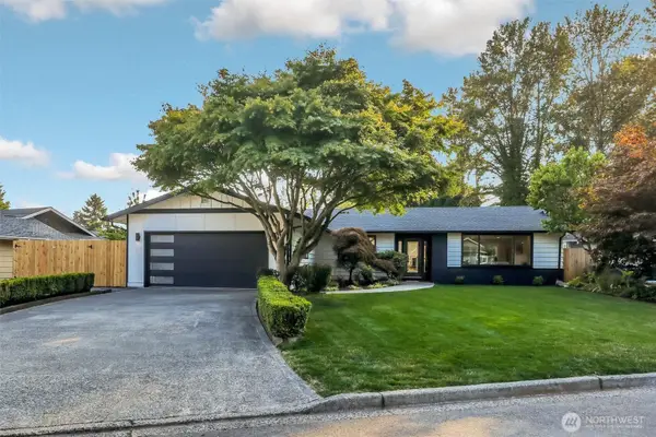 14737 112th Avenue Ne, Kirkland, WA 98034