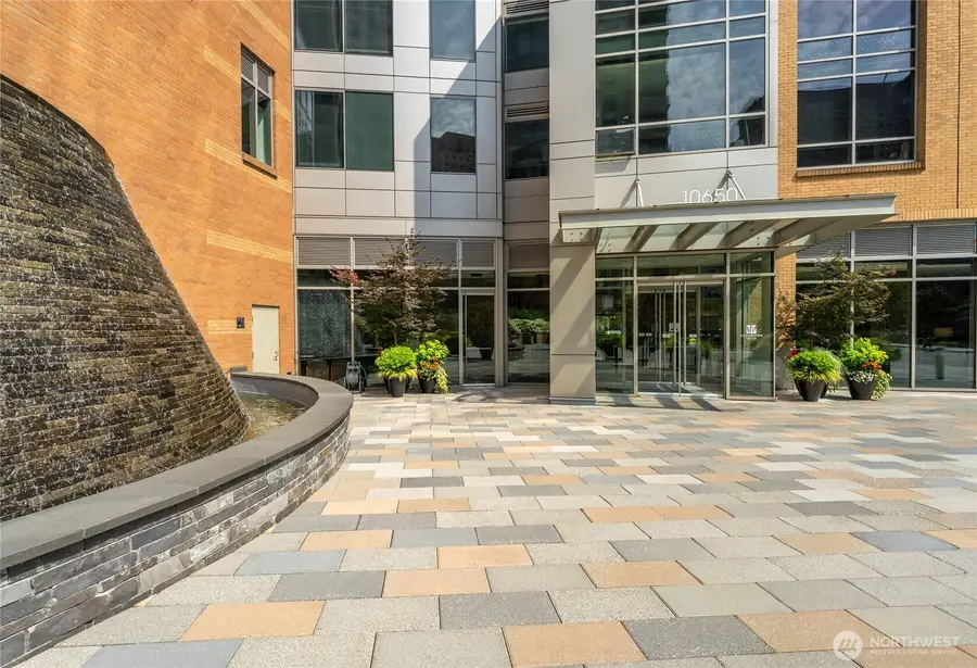 10650 NE 9th Place #723, Bellevue, WA 98004 - #2
