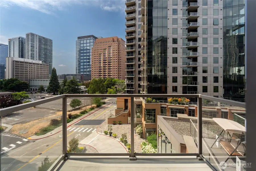 10650 NE 9th Place #723, Bellevue, WA 98004 - #3