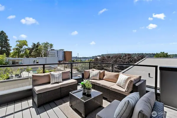 2624 Eastlake Avenue E #A, Seattle, WA 98102
