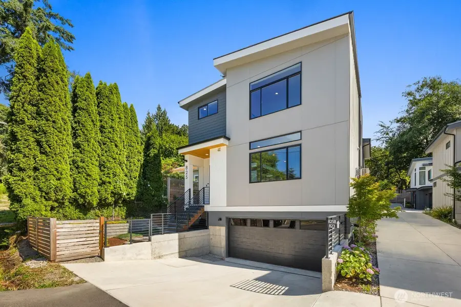 825 NE 105th Street, Seattle, WA 98125 - #2