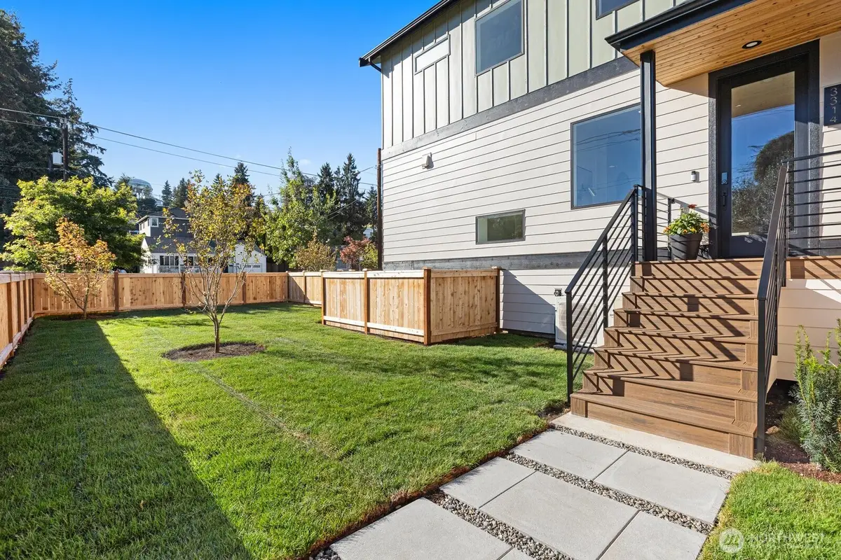 3314 W Dravus Street, Seattle, WA 98199 - #1