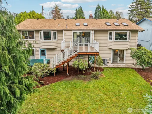 5733 155th Avenue Ne, Redmond, WA 98052