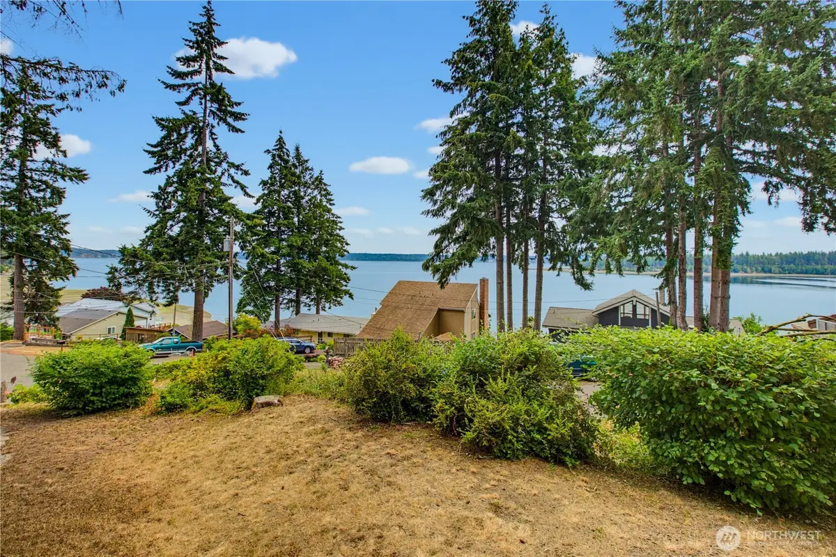 640 E Rauschert Road, Grapeview, WA 98546 - #1