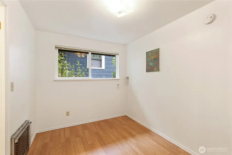 710 NE 43rd Street, Seattle, WA 98105 - #3
