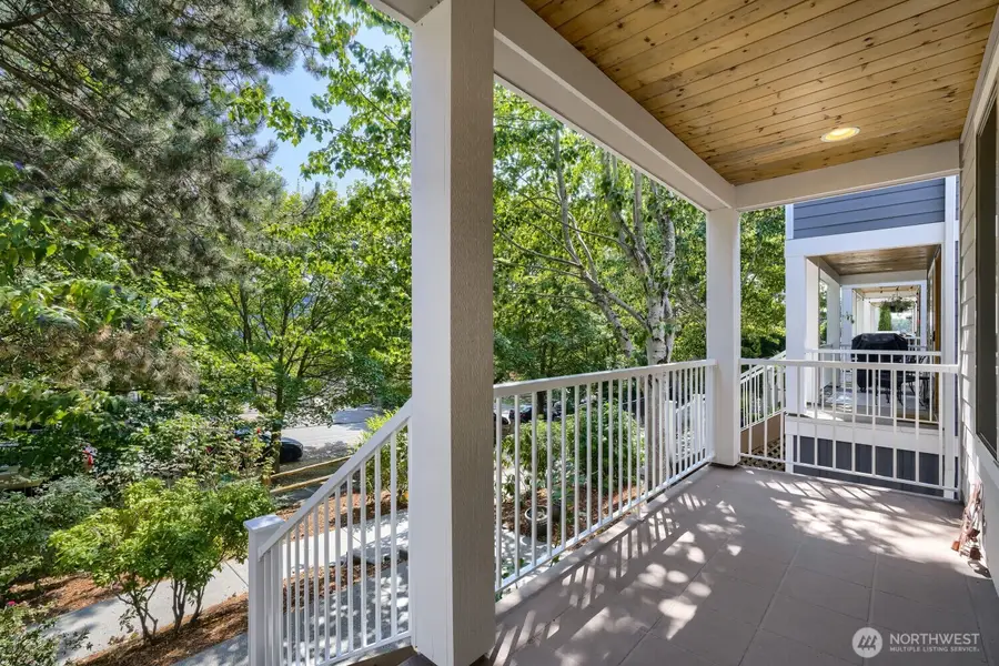 4407 40th Avenue Sw, Seattle, WA 98116 - #2