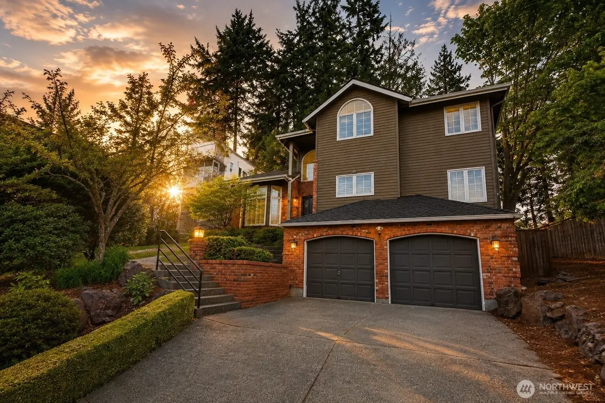 1010 106th Avenue Se, Bellevue, WA 98004 - #1