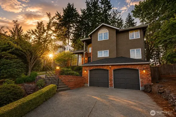 1010 106th Avenue Se, Bellevue, WA 98004