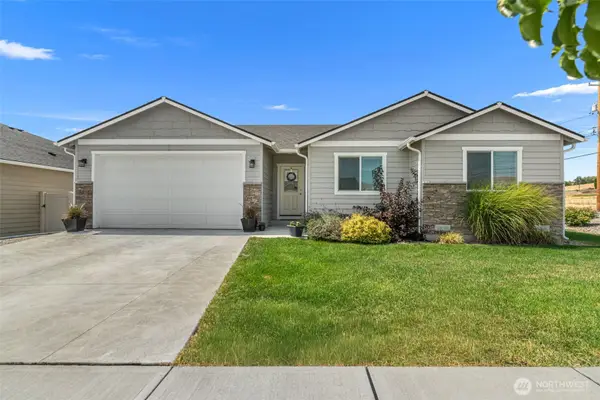 12 Emma Drive, Wenatchee, WA 98801
