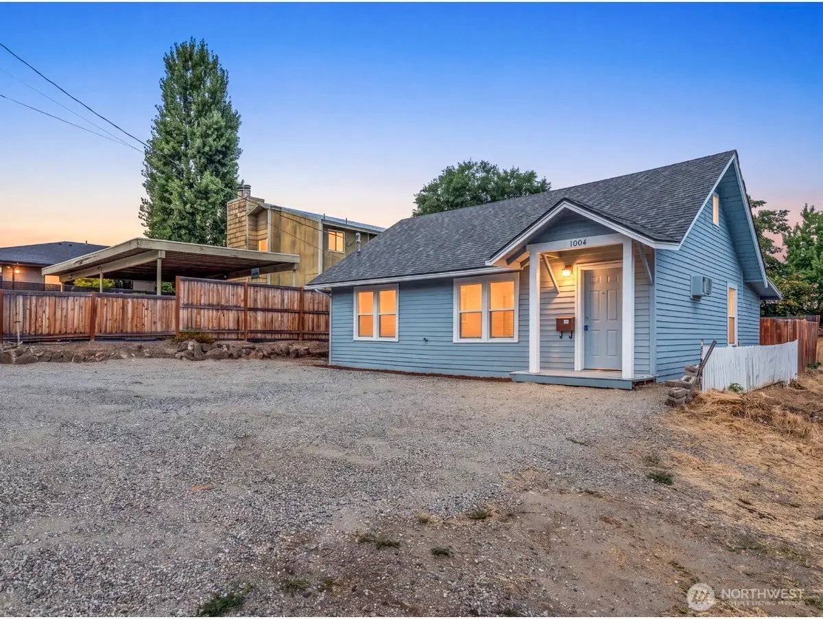 1004 5th Street, Wenatchee, WA 98801 - #1