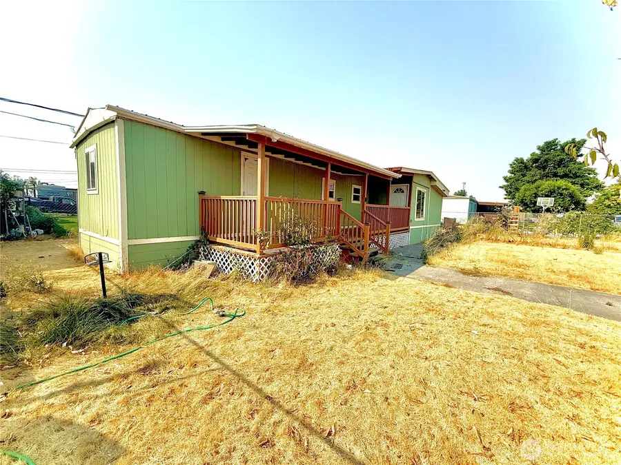 4354 NE Roberts Pl #A14, Moses Lake, WA 98837 - #2