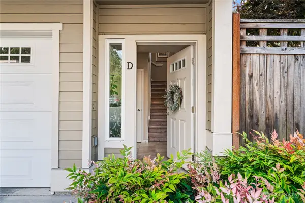 7803 218 Street Sw #D, Edmonds, WA 98026