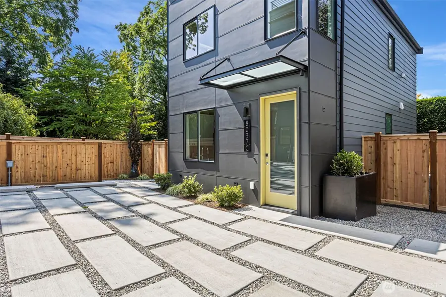 8037 Wallingford Avenue N #C, Seattle, WA 98103 - #3