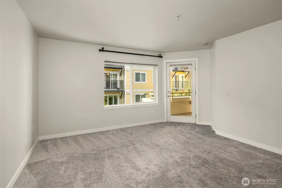 12534 15th Avenue Ne #22, Seattle, WA 98125 - #3