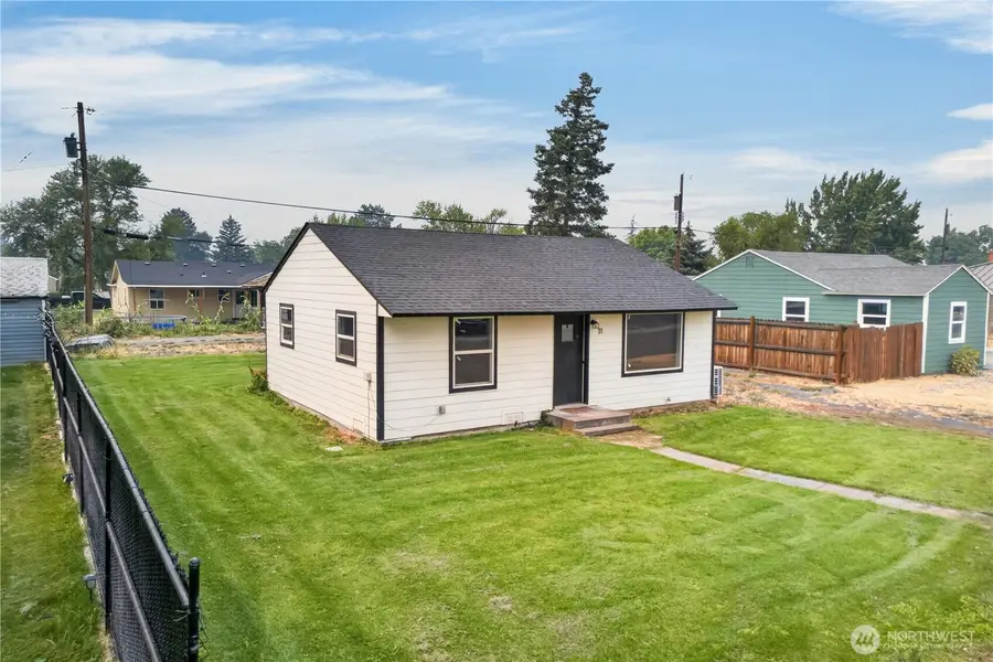 11 Ivy Street Ne, Ephrata, WA 98823 - #2