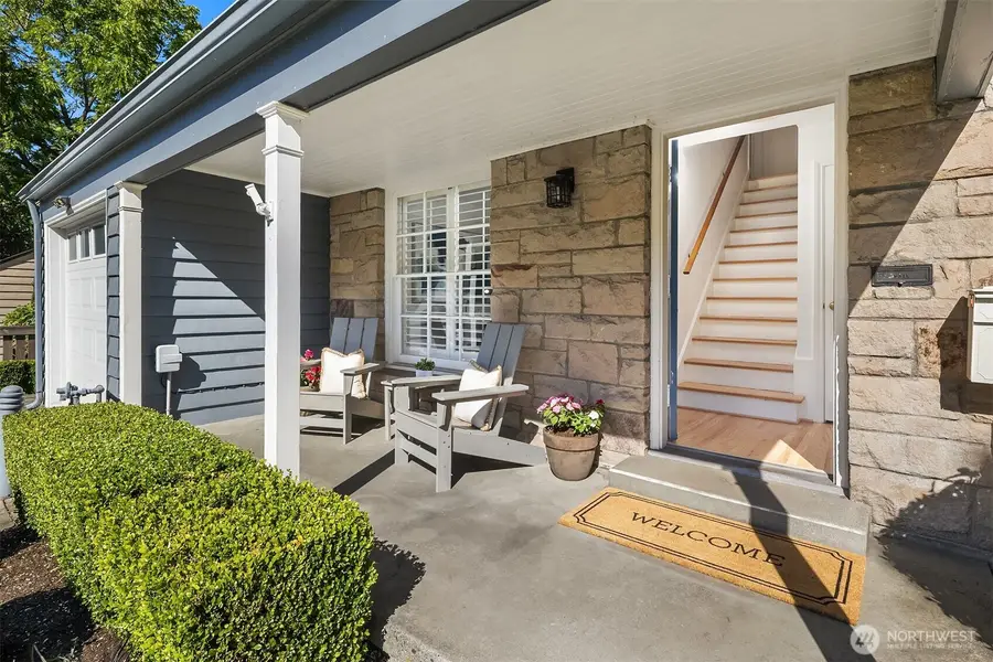 7346 19th Avenue Ne, Seattle, WA 98115 - #2