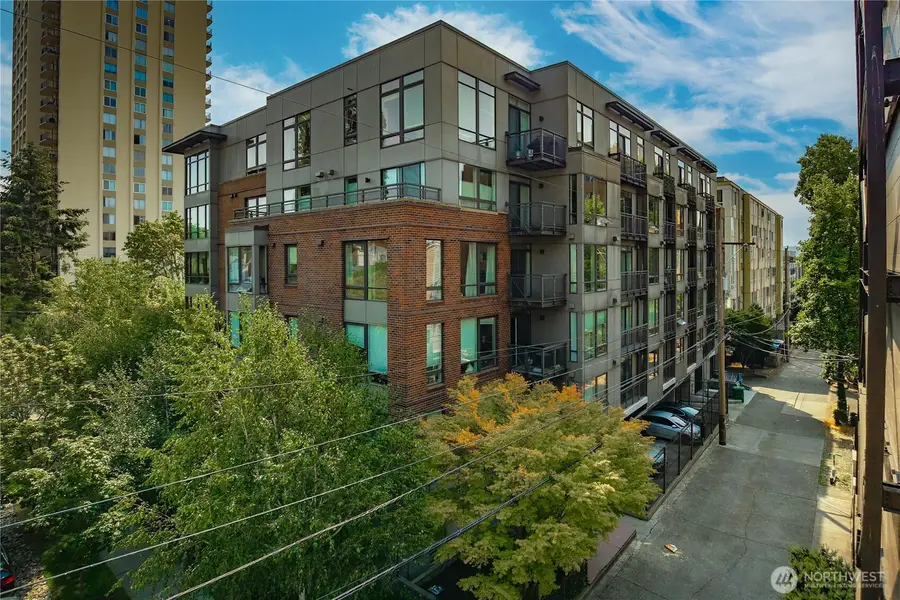 4547 8th Avenue Ne #504, Seattle, WA 98105 - #2