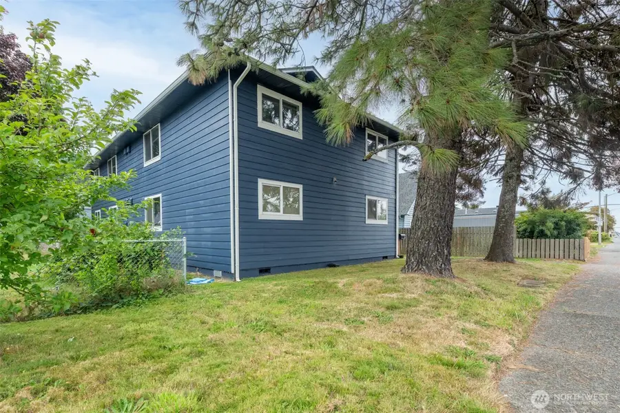 2821 Simpson Avenue, Hoquiam, WA 98550 - #2