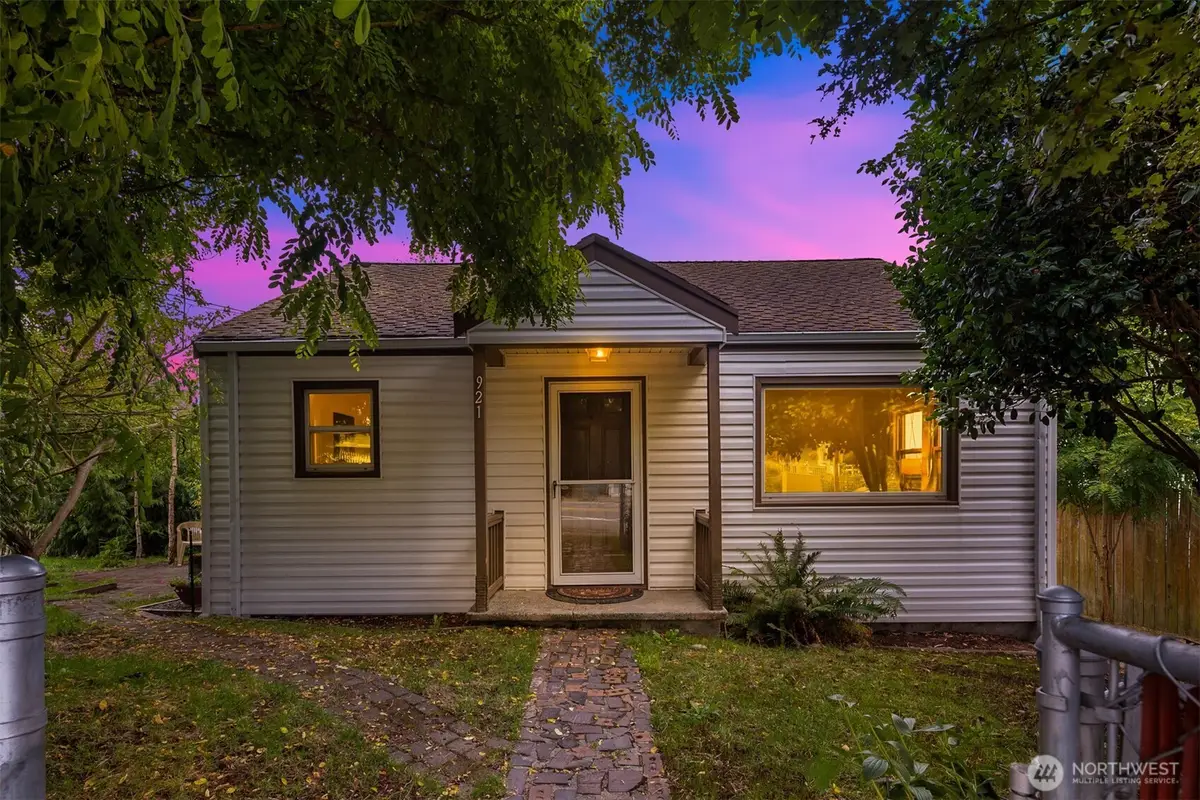 921 SW 102nd Street, Seattle, WA 98146 - #1