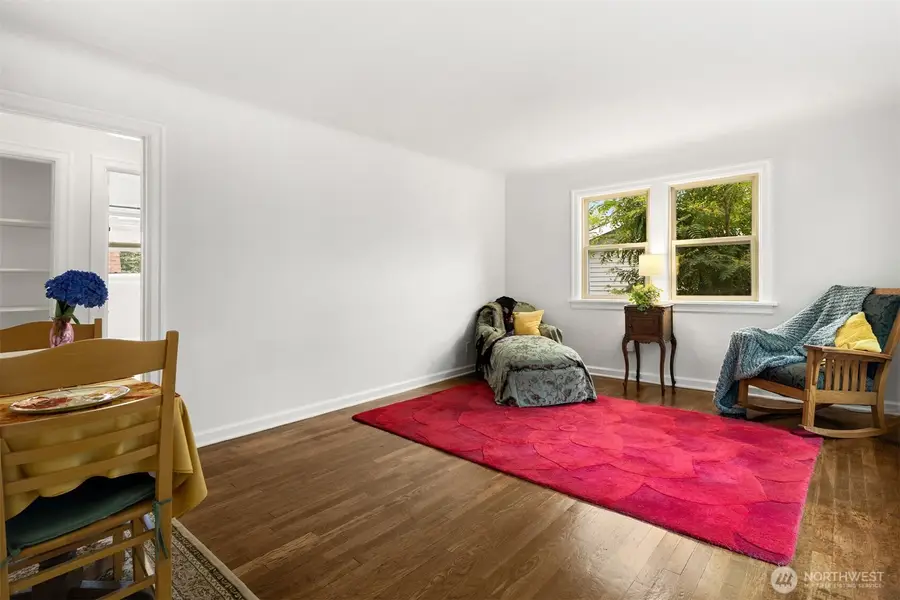 921 SW 102nd Street, Seattle, WA 98146 - #3