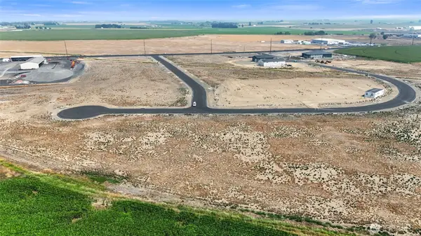 201 Legacy Lane #17, Moses Lake, WA 98837