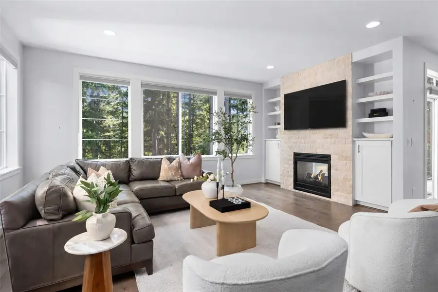 1073 Pine Crest Circle Ne, Issaquah, WA 98029 - #2