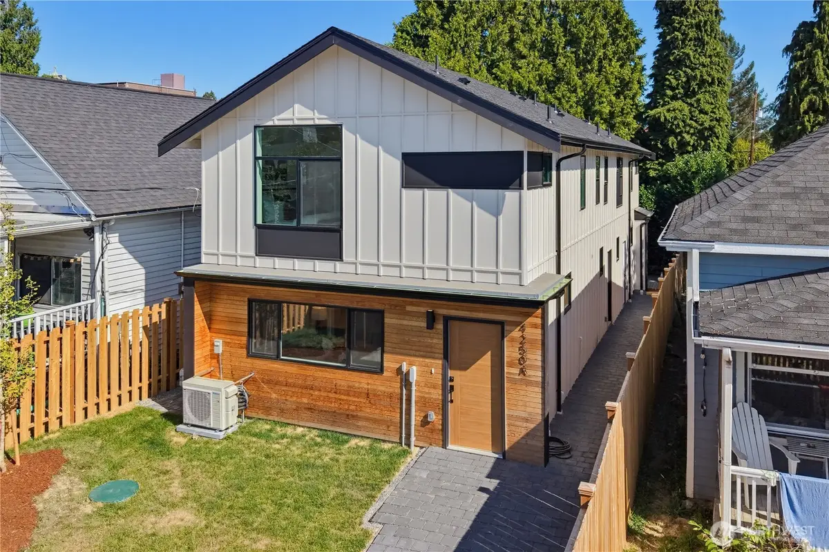 4250 S Juneau Street #A, Seattle, WA 98118 - #1