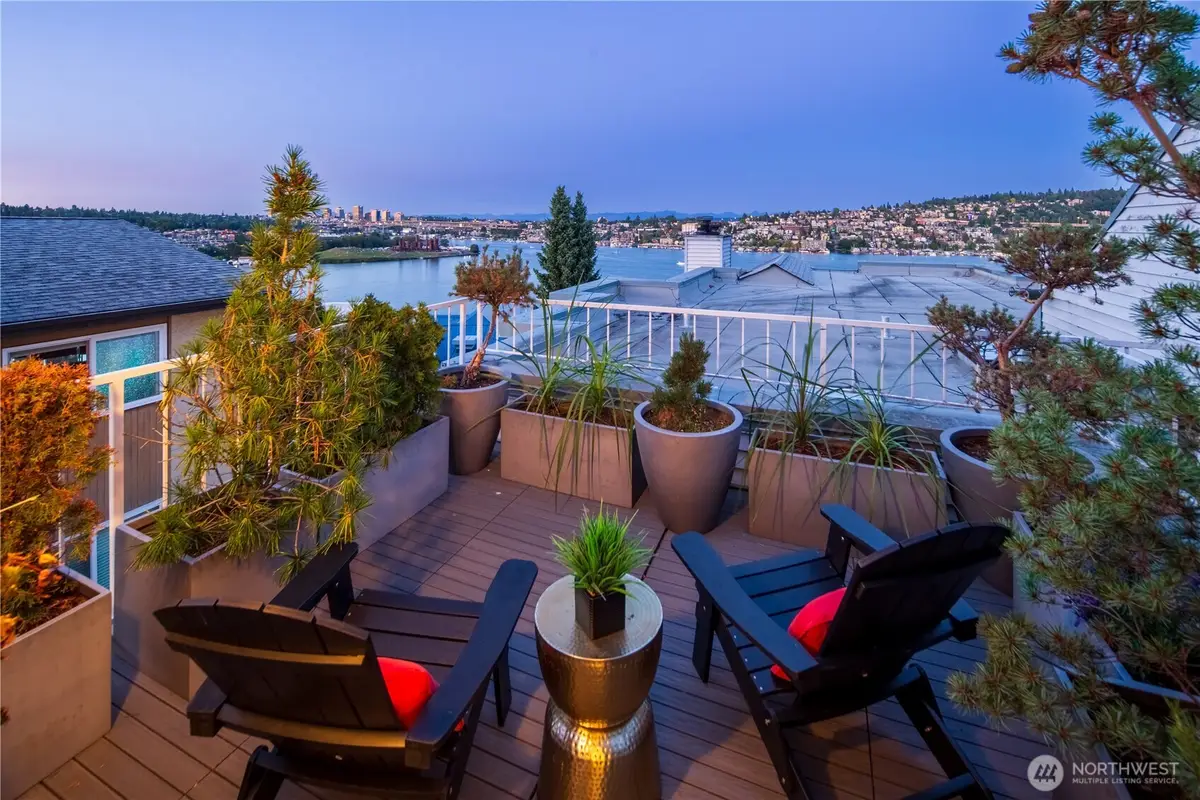 2419 8th Avenue N #403, Seattle, WA 98109 - #1