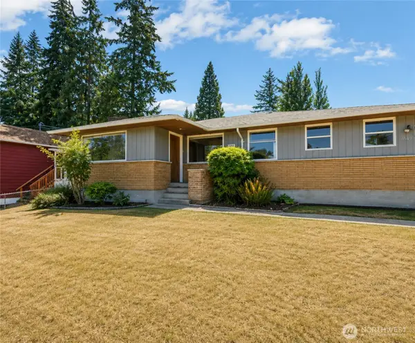 11549 N Park Avenue N, Seattle, WA 98133