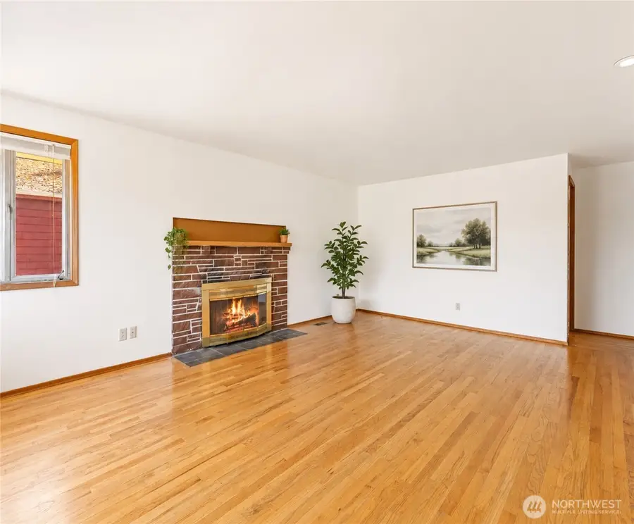 11549 N Park Avenue N, Seattle, WA 98133 - #3