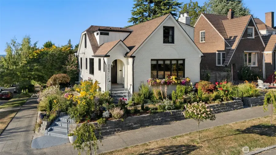 3302 E Pine Street, Seattle, WA 98122 - #2
