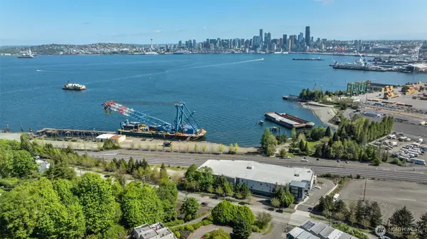 2313 Harbor Avenue Sw, Seattle, WA 98126