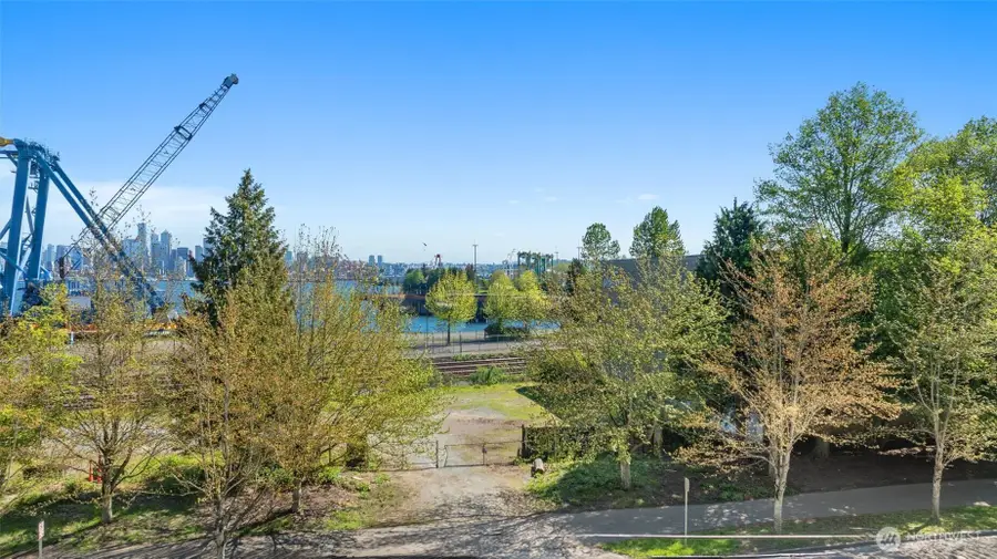 2313 Harbor Avenue Sw, Seattle, WA 98126 - #2